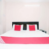Отель OYO 30274 Temple City Guest House, фото 10