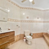 Отель Cozy Central 4br3ba Home w Pvt Pool Largegarden, фото 10