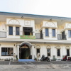 Отель RedDoorz Plus @ Jalan Pumorow Manado, фото 17