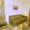 Отель Buccaneer Beach Motel, фото 14