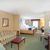 Отель Holiday Inn Express & Suites Meriden, an IHG Hotel, фото 22