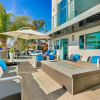 Отель Hollywood Estate with Stunning Views, фото 33