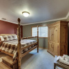 Отель Dos Pinos - Spacious Lakefront Cabin w/ Game Room by Yosemite Region Resorts, фото 6