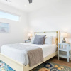Отель Beachcomber Bliss 8 Bedroom Townhouse, фото 4
