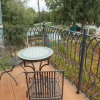 Отель Meet In The Yard With Aliza Ron - Guest Suites, фото 40