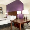 Отель La Quinta Inn & Suites by Wyndham Fresno Northwest, фото 36
