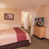 Отель Red Roof Inn & Suites Pensacola East - Milton, фото 7