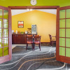 Отель Econo Lodge Inn & Suites, фото 7