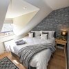 Отель A very British house to stay 3 Bedroom, фото 14