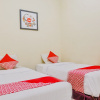Отель OYO 1851 Hotel Malang, фото 3