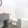 Отель Formerly RedDoorz Premium near Senggigi Beach, фото 9