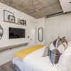 Отель Beautifully Decorated Modern Apartment in Cape Town City Urban Signature, фото 2