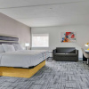 Отель La Quinta Inn & Suites by Wyndham Jacksonville Mandarin, фото 3