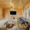 Отель Lookout Ridge 3 Bedroom Home with Hot Tub, фото 17