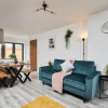 Отель Stunning 5 Bed House in Manchester Sleeps8 wParking, фото 6