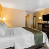 Отель Quality Inn & Suites Albuquerque North near Balloon Fiesta Park, фото 6