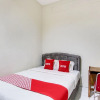 Отель OYO 91473 Wisma Husada 1 Semarang, фото 8