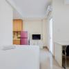 Отель Comfort And Homey Studio Apartment At B Residence, фото 2