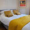 Отель Large 3 Bed Apartment Glasgow West End Free Parking & Electric Vehicle point, фото 2