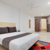 Отель OYO Flagship 76051 T palm Tree, фото 2