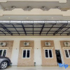 Отель OYO 3606 Kost Kartini Syariah, фото 7