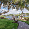 Отель Midnight Cove II Bldg 1, 1st Fl on the Bay, фото 34