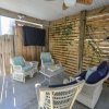 Отель Sandy Bottoms - Relax, Unwind, And Enjoy All The Beach Has To Offer 3 Bedroom Home by Redawning, фото 13