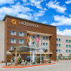 Отель La Quinta Inn & Suites by Wyndham Fort Stockton Northeast, фото 29