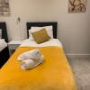 Отель Spacious 1 Bed Luxury St Albans Apartment - Free WiFi & Movies also Free Parking., фото 26