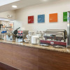 Отель Comfort Suites North, фото 11