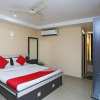 Отель Green Field by OYO Rooms, фото 7