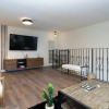 Отель Superb Apartment near Dodger, фото 11