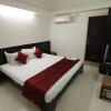 Отель Shagun Rooms & Banquet, Surat, фото 1