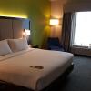 Отель Holiday Inn Express Hotel & Suites Pearland, an IHG Hotel, фото 6