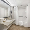 Отель Quality Inn, фото 45
