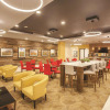 Отель La Quinta Inn & Suites by Wyndham Morgan Hill-San Jose South, фото 22
