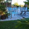 Отель Latitude 26 Waterfront Boutique Resort - Fort Myers Beach в Форт-Майерсе - пляже