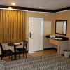 Отель Solo Motel - Firestone, фото 2