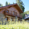 Отель Mountain Chalet, hidden among the trees, with stunning views over lake, фото 8