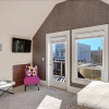 Отель Fremont Oasis - Two Bedroom Home with Fireplace, фото 16