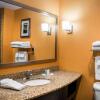 Отель Comfort Suites At Fairgrounds - Casino, фото 10