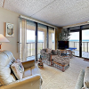 Отель New Listing! Tranquil Corner Unit W/ Gym & Pools 3 Bedroom Condo, фото 6