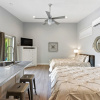 Отель Luxury Home W/pool, Grill/bar, &movieroom, фото 22