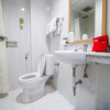 Отель RedDoorz Plus near Senopati 2, фото 12