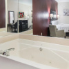 Отель Days Inn Wyndham Fort Worth-Stockyards, фото 9