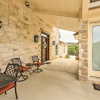 Отель 'ladera' Wimberley Estate on 13 Acres w/ Hot Tub, фото 16