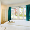 Отель Luxurious Stately Villa With 3 Bathrooms, 1km From the Beach, фото 8