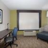 Отель Holiday Inn Express Hotel & Suites Longmont, an IHG Hotel, фото 3