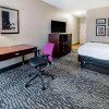 Отель La Quinta Inn & Suites by Wyndham DFW Airport West - Bedford, фото 34