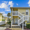 Отель SPC 2013 is a Pet Friendly Upstairs 1 BR With Seasonal Beach Setup by Redawning, фото 6
